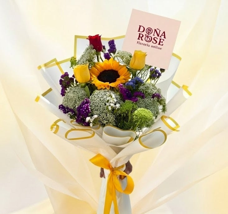 Ramo de Rosas y Girasol “Amor Dorado”
