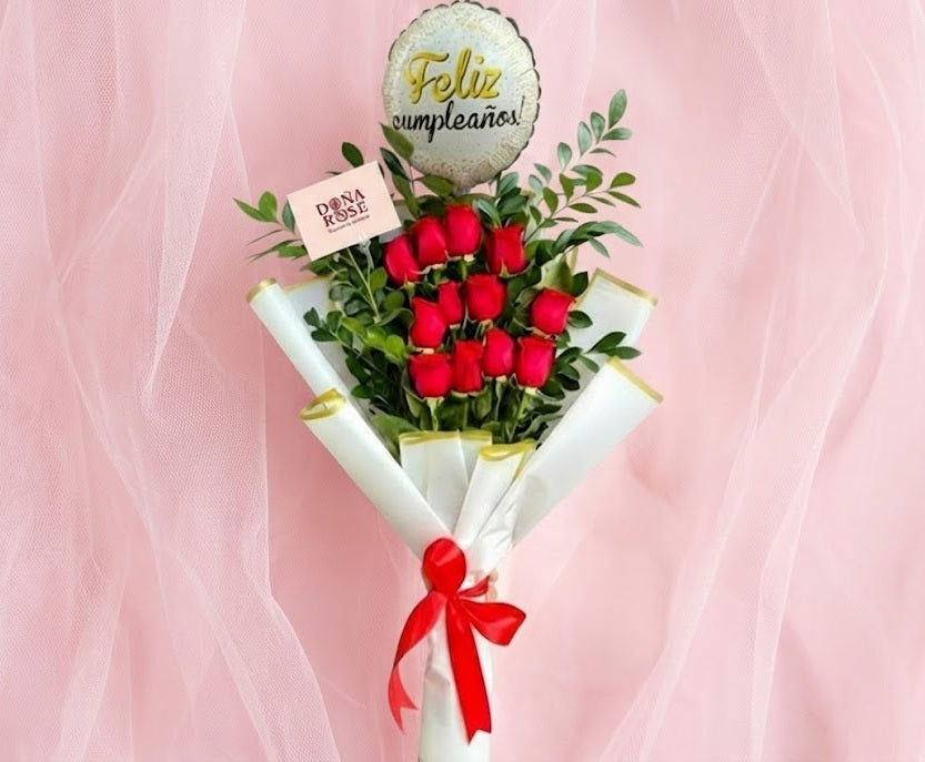 Ramo de 12 Rosas Rojas “Feliz Cumpleaños”