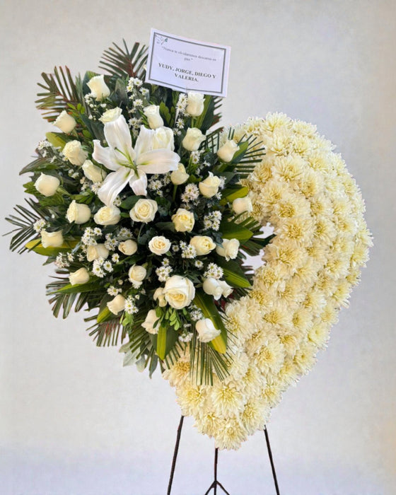 Corona Funebre modelo corazón “Paz celestial”