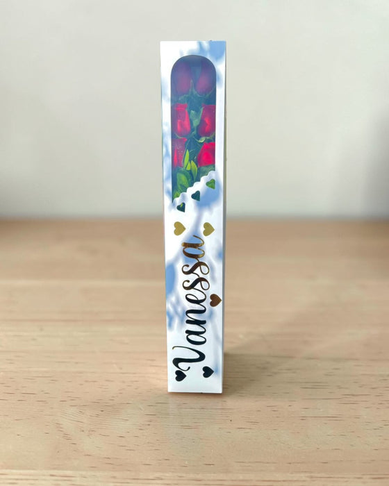 Caja de 6 rosas rojas "Deseo"