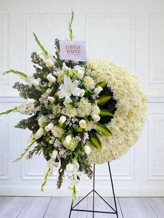 Corona Fúnebre Media Luna “Paz en Flores”