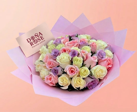 Ramo buchón de 50 rosas “Mikal”