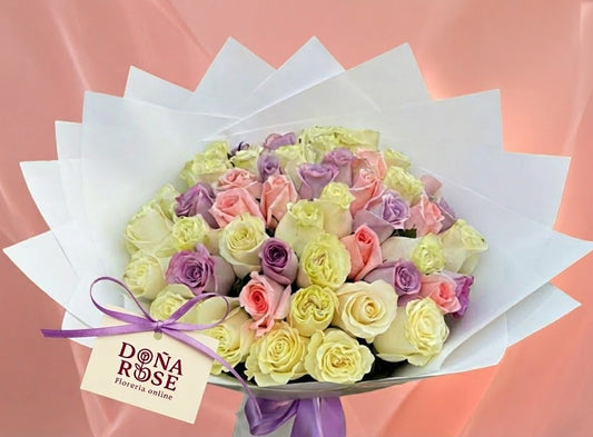 Ramo Buchón de 50 Rosas “Aria”