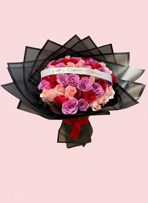Ramo Buchón de 50 Rosas “Amalia”